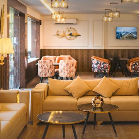 Stone Wood Hotel, Rishīkesh Екстериор снимка