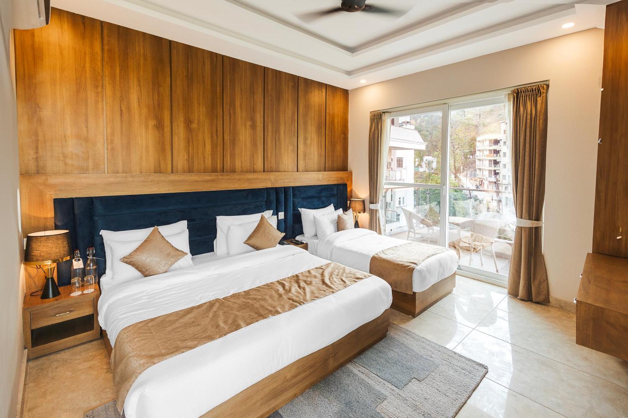 Stone Wood Hotel, Rishīkesh Екстериор снимка