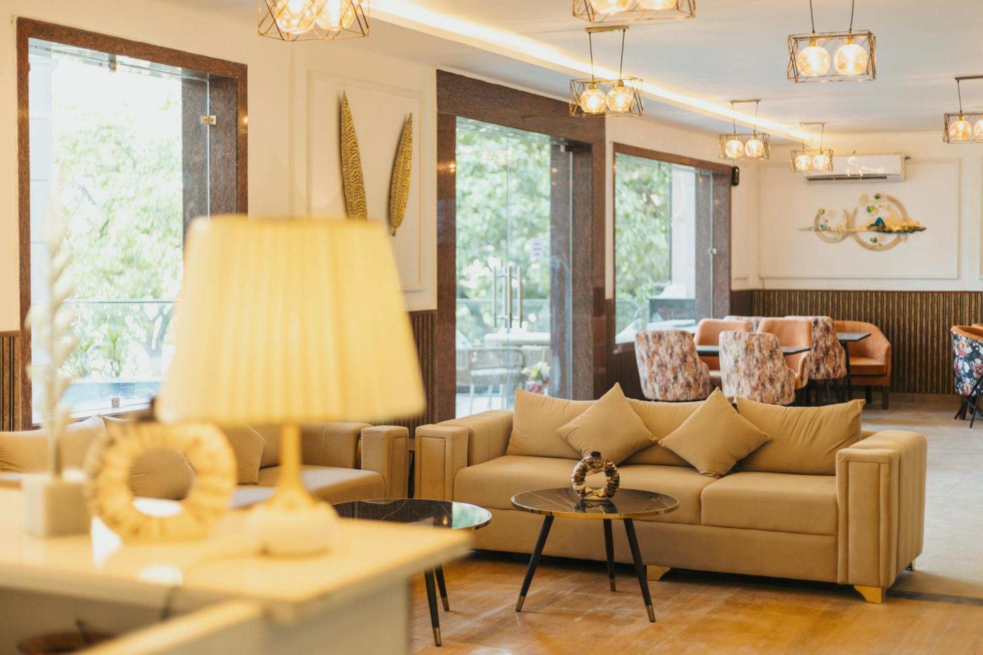 Stone Wood Hotel, Rishīkesh Екстериор снимка